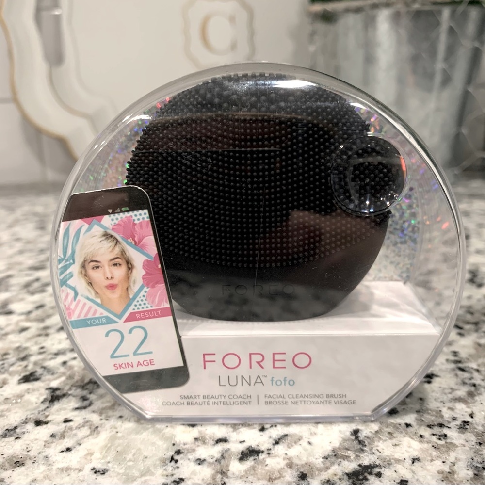 FOREO Luna Fofo Facial Device in Midnight